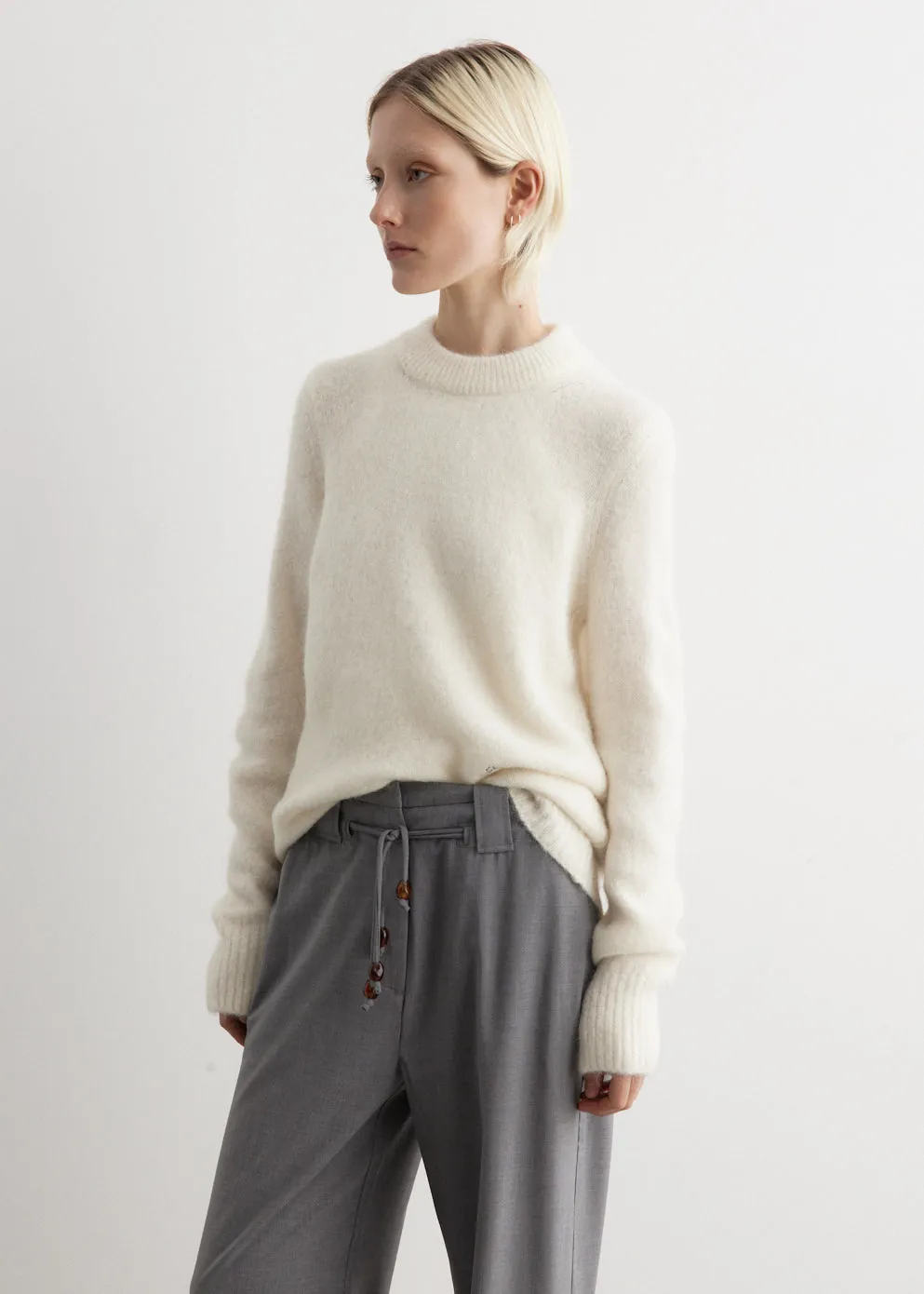 Brushed Alpaca O-Neck Knit