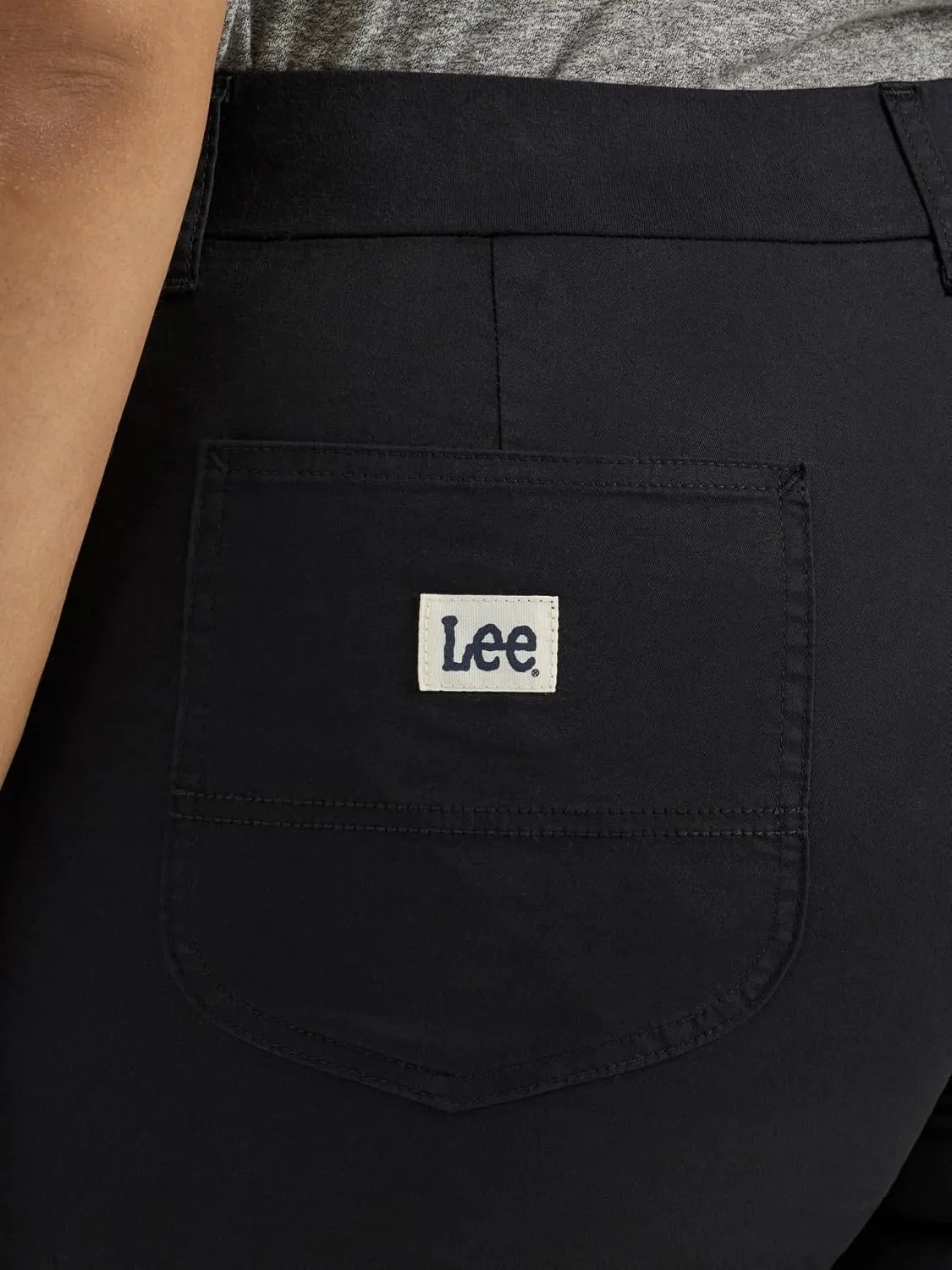 Lee Women's Plus Size Ultra Lux Comfort with Flex-to-go Utility Skimmer Capri Pant